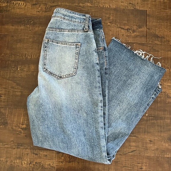 Oliver Logan Aberdeen Ankle Crop High Rise Jean - Picture 9 of 11